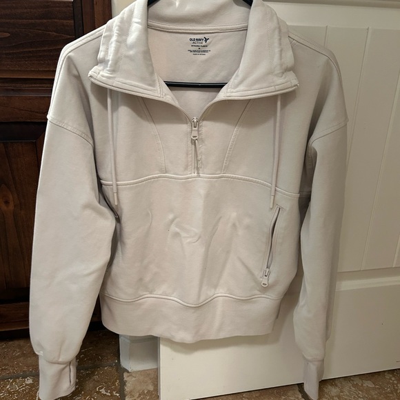 Old navy active sz med - Picture 1 of 2